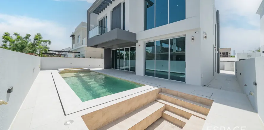 Villa i Jumeirah Park, Dubai, Emiratene 5 soverom, 390 kvm nr. 649741