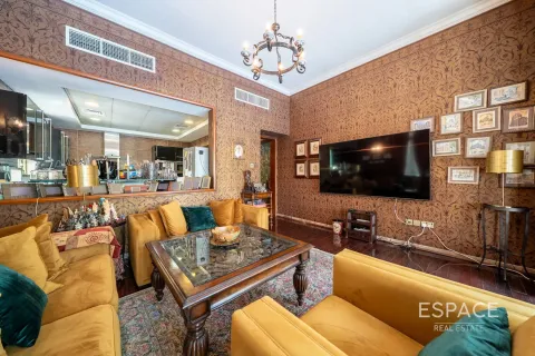 Vila di Jumeirah Islands, Dubai, UAE 4 bilik tidur, 502 meter persegi № 649739 - foto 4