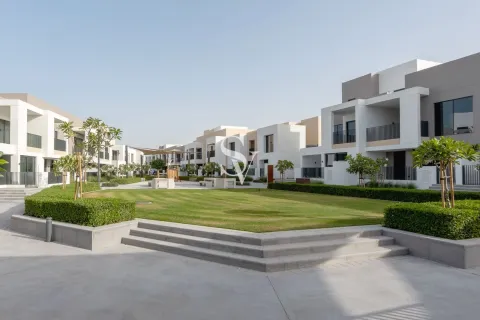 Řadový dům v Arabian Ranches 3, Dubai, SAE 3 ložnice, 126 m² Č.: 721491