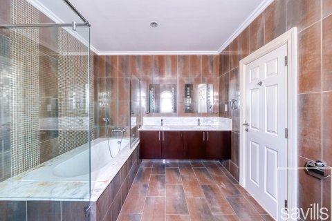 Villa te huur in Jumeirah Golf Estates, Dubai, VAE 5 slaapkamers, 891.03 vr.m., nr 747513 - foto 16