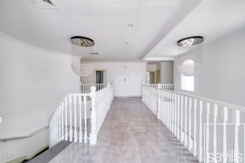Villa te huur in Jumeirah Golf Estates, Dubai, VAE 5 slaapkamers, 891.03 vr.m., nr 747513 - foto 14