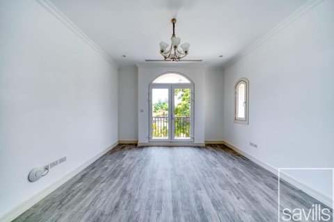 Villa te huur in Jumeirah Golf Estates, Dubai, VAE 5 slaapkamers, 891.03 vr.m., nr 747513 - foto 18