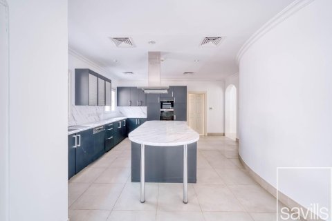 Villa te huur in Jumeirah Golf Estates, Dubai, VAE 5 slaapkamers, 891.03 vr.m., nr 747513 - foto 7