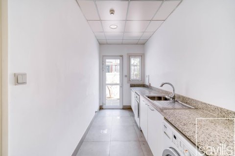 Villa te huur in Jumeirah Golf Estates, Dubai, VAE 5 slaapkamers, 891.03 vr.m., nr 747513 - foto 9