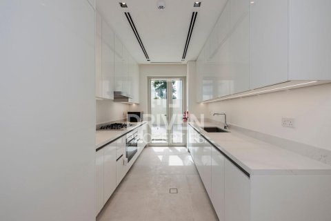 Villa itt: Mohammed Bin Rashid City, Dubai, EAE, 4 hálószoba, 473 m², azonosító: 654371 - fénykép 14