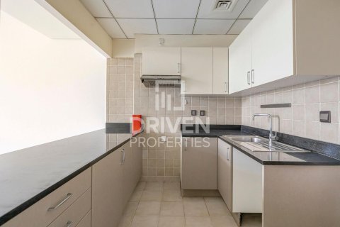 Huoneisto Meydan, Dubai, Arabiemiraatit 1 makuuhuone, 82 m2 № 654374 - kuva 9