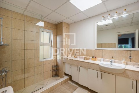 Vila v The Villa, Dubai, SAE 5 spální, 479 m2 č. 683355 - Fotografia 14
