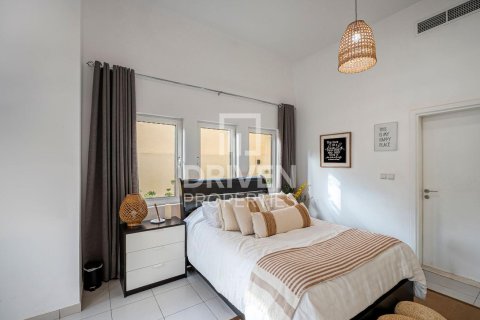 Vila v The Villa, Dubai, SAE 5 spální, 479 m2 č. 683355 - Fotografia 9