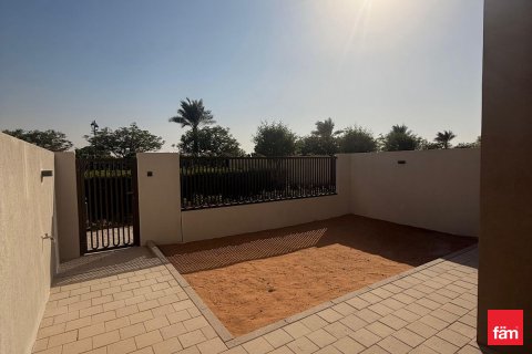 Vila di Dubai, UAE 3 bilik tidur, 163.6 meter persegi № 679762 - foto 10