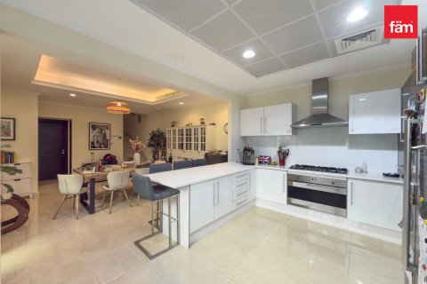 Vila v Dubai, SAE 4 spálne, 217 m2 č. 679766 - Fotografia 5