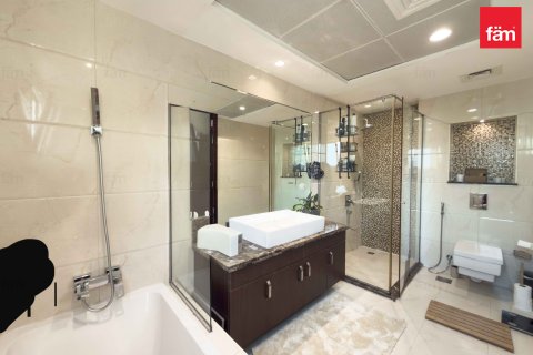 Vila v Dubai, SAE 4 spálne, 217 m2 č. 679766 - Fotografia 23