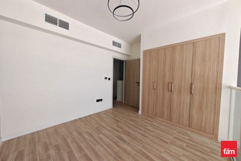 Vilă de închiriat în Dubai, EAU 2 dormitoare, 133.4 mp.  №689422 - poză 10