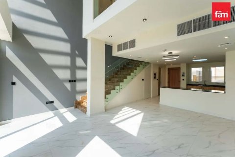 Vilë në Dubai, Emiratet e Bashkuara Arabe 2 dhoma gjumi, 133.4 m2. № 689422