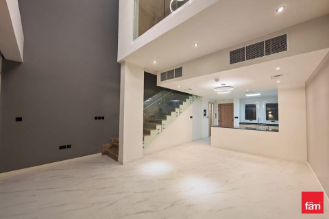 Vilă de închiriat în Dubai, EAU 2 dormitoare, 133.4 mp.  №689422 - poză 2