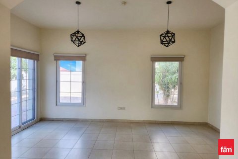 Βίλα σε Dubai, ΗΑΕ 2 υπνοδωμάτια, 767 τ.μ. Αρ. 722111 - φωτογραφία 5