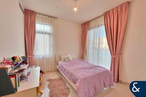 Villa in Reem, Dubai, UAE 3 bedrooms, 236 sq.m. № 671426 - photo 14