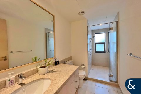 Villa in Reem, Dubai, UAE 3 bedrooms, 236 sq.m. № 671426 - photo 13