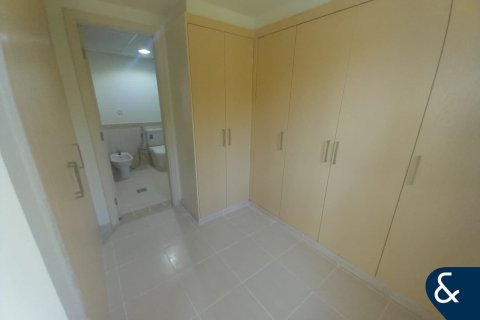 Villa in The Springs, Dubai, UAE 3 bedrooms, 251 sq.m. № 671424 - photo 10