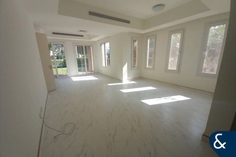 Villa in The Springs, Dubai, UAE 3 bedrooms, 251 sq.m. № 671424 - photo 9