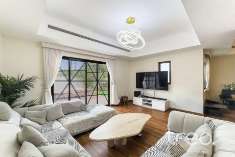 Σπίτι σε Reem, Dubai, ΗΑΕ 4 υπνοδωμάτια, 236.9 τ.μ. Αρ. 739240 - φωτογραφία 25