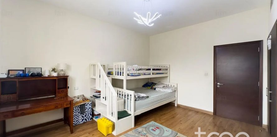 Kaupunkipientalo Reem, Dubai, Arabiemiraatit 4 makuuhuonetta, 236.9 m2 № 739240