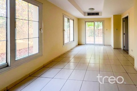 Villa te koop in The Springs, Dubai, VAE 2 slaapkamers, 156.63 vr.m., nr 739241 - foto 10