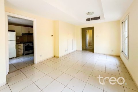 Villa te koop in The Springs, Dubai, VAE 2 slaapkamers, 156.63 vr.m., nr 739241 - foto 2