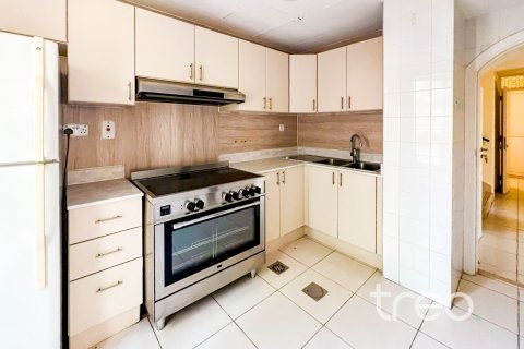 Villa te koop in The Springs, Dubai, VAE 2 slaapkamers, 156.63 vr.m., nr 739241 - foto 3