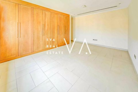 Jumeirah, Dubai, UAE의 임대용 아파트 침실 4개, 509.93제곱미터 번호 637701 - 사진 2