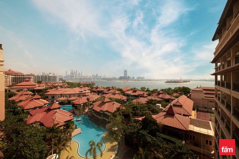 Apartment til salg i Palm Jumeirah, Dubai, UAE 1 soveværelse, 107.6 kvm № 700029 - foto 15