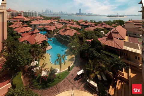 Apartment til salg i Palm Jumeirah, Dubai, UAE 1 soveværelse, 107.6 kvm № 700029 - foto 16