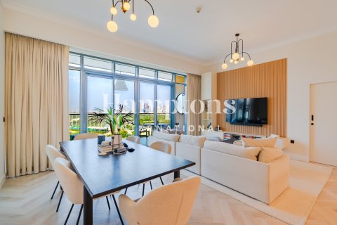 Apartment in The Hills, Dubai, UAE 3 bedrooms, 165.73895200 sq.m. № 681396 - photo 3