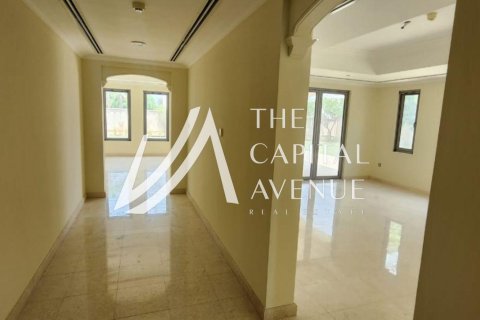 Villa on the Saadiyat Island, Abu Dhabi, UAE 5 bedrooms, 452 sq.m. № 681395 - photo 7