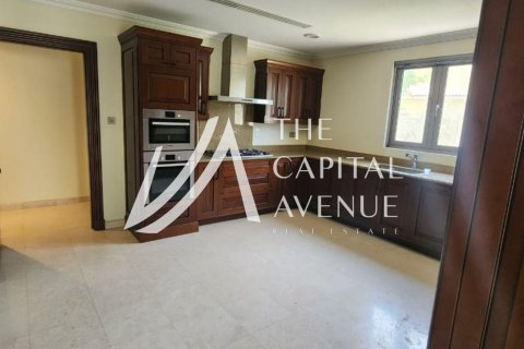 Villa on the Saadiyat Island, Abu Dhabi, UAE 5 bedrooms, 452 sq.m. № 681395 - photo 10