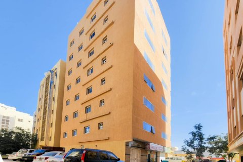 Building i Al Sharq, Sharjah, UAE 3567.48 kvm № 749163
