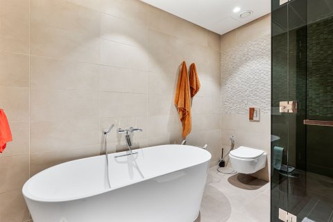 Lägenhet till försäljning i Dubai Marina, Dubai, UAE 1 sovrum, 73.53 kvm Nr. 748832 - fotografi 7