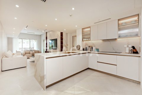 Palm Jumeirah, Dubai, BAE’de satılık daire 2 yatak odası, 183 m&sup2; No 706702 - fotoğraf 9