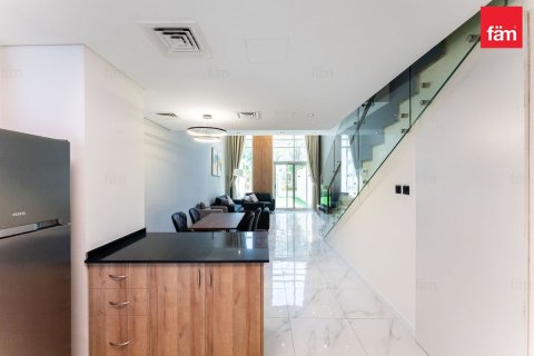 Townhouse in Dubai, UAE 2 bedrooms, 122.4 sq.m. № 769099