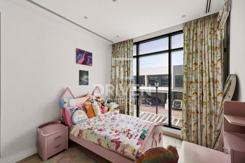 Townhouse de închiriat în Jumeirah Golf Estates, Dubai, EAU 4 dormitoare, 177.54 mp. №765523 - poză 9