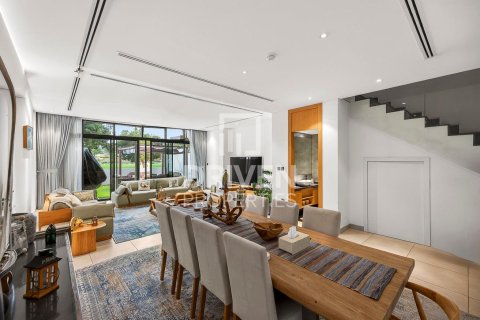 Townhouse de închiriat în Jumeirah Golf Estates, Dubai, EAU 4 dormitoare, 177.54 mp. №765523 - poză 6