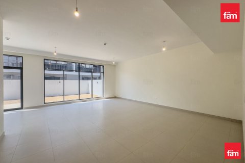 Villa til leie i Dubai, Emiratene 4 soverom, 601.6 kvm Nr. 711695 - Foto 2