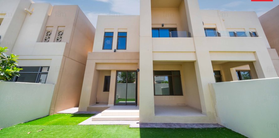 Villa en Reem, Dubai, EAU 3 dormitorios, 245.8 m² № 711694