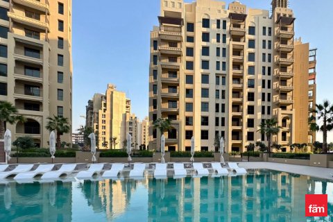 Appartement te huur in Umm Suqeim, Dubai, VAE 4 slaapkamers, 265 vr.m., nr 706056 - foto 9