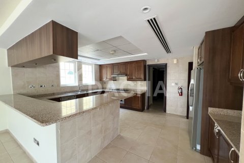 Villa para venda em Jumeirah Park, Dubai, EAU 4 quartos, 744 m2 № 711929 - foto 4