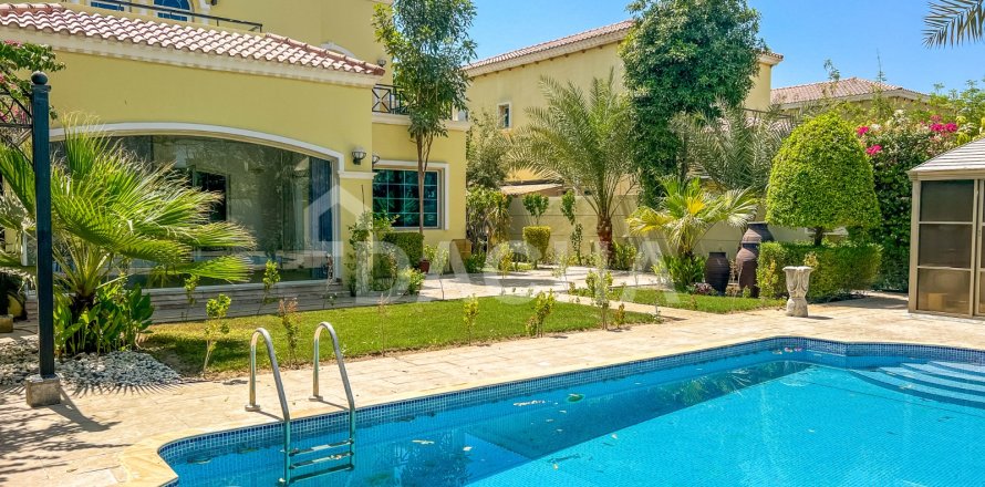 Villa em Jumeirah Park, Dubai, EAU 4 quartos, 744 m2 № 711929