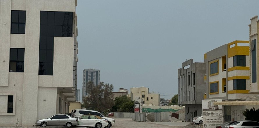 Maa asukohaga Ras Al Khaimah, AÜE: 384 m² Nr 730726