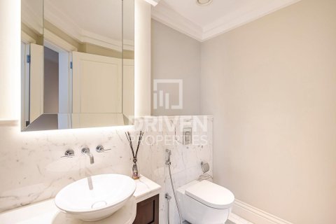Apartemen di Downtown Dubai (Downtown Burj Dubai), UEA 4 kamar tidur, 264 m2 nomor 655240 - foto 18