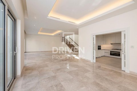 Villa te huur in Mohammed Bin Rashid City, Dubai, VAE 5 slaapkamers, 697 vr.m., nr 655235 - foto 10