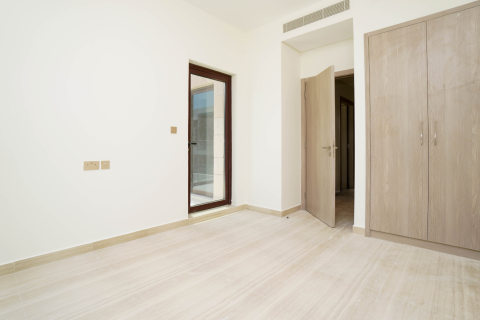 Városi lakóépület itt: DAMAC Hills (Akoya by DAMAC), Dubai, EAE, 4 hálószoba, 169 m², azonosító: 700843 - fénykép 9