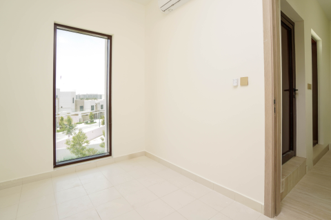 Városi lakóépület itt: DAMAC Hills (Akoya by DAMAC), Dubai, EAE, 4 hálószoba, 169 m², azonosító: 700843 - fénykép 11